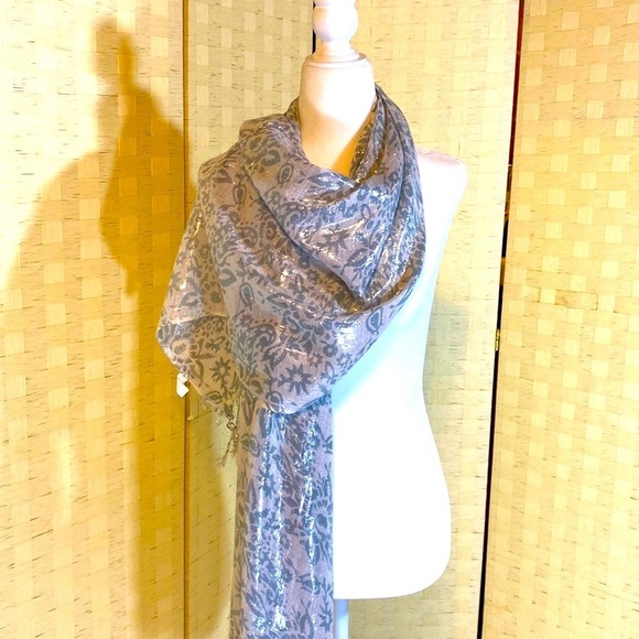 no label Accessories - SILVER SCARF WRAP SHINY  69”x 21”
